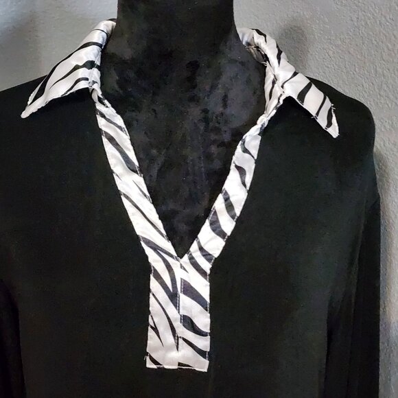 Kiara Women’s Blouse XL Black 3/4 Sleeve Zebra Print Classic Casual Chic Modern - Picture 2 of 8